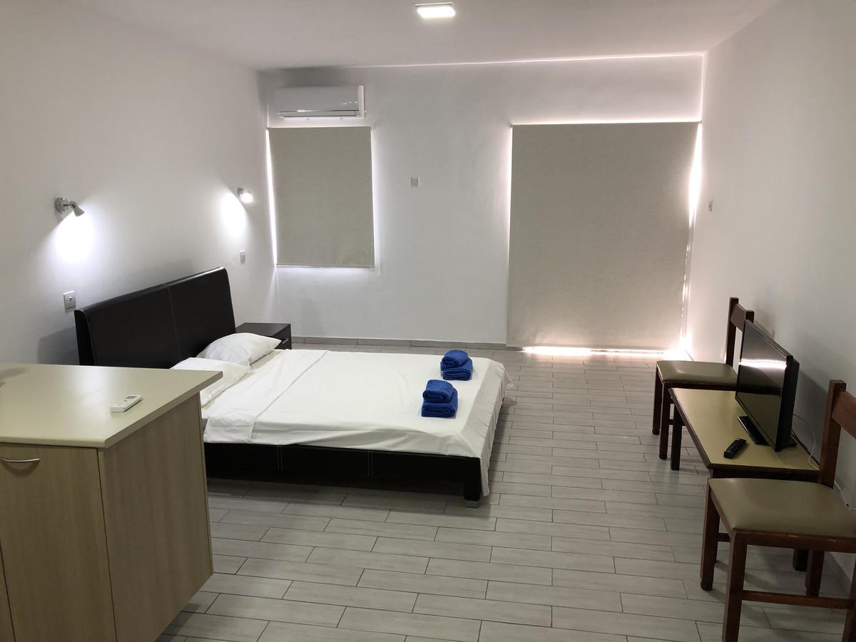 Kasapis Apts لارنكا المظهر الخارجي الصورة